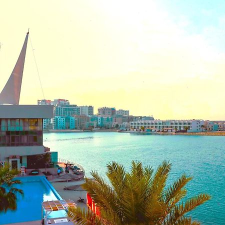 Dragon Beach Hotel Muharraq Exterior photo
