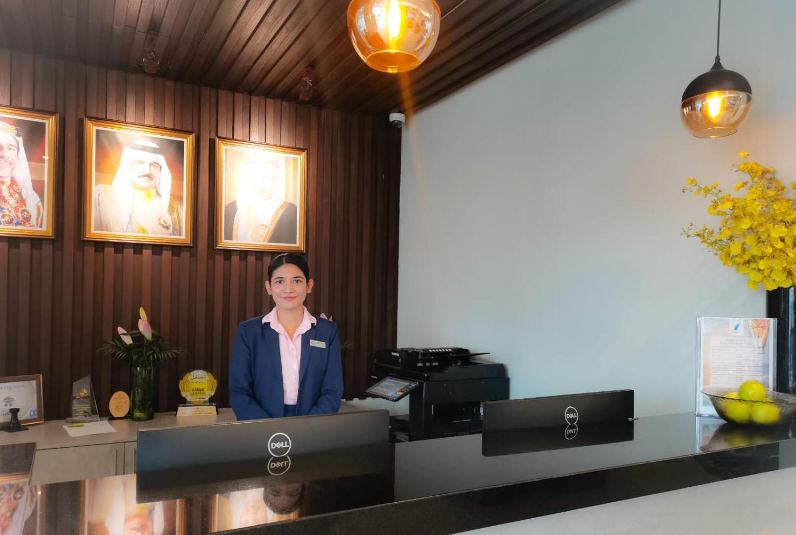 Dragon Beach Hotel Muharraq Exterior photo